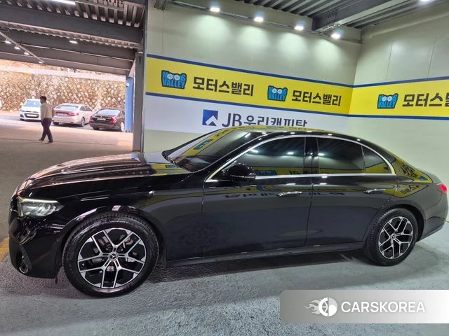 Mercedes-Benz E-Class W214 id 3850271 из Кореи 18