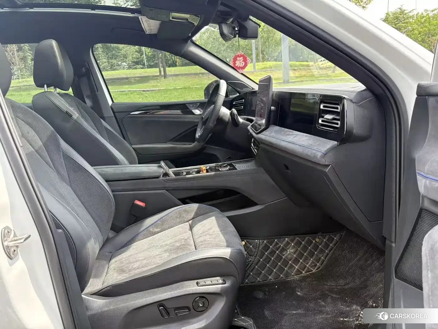 Volkswagen Tiguan L id 4599840 из Китая 8