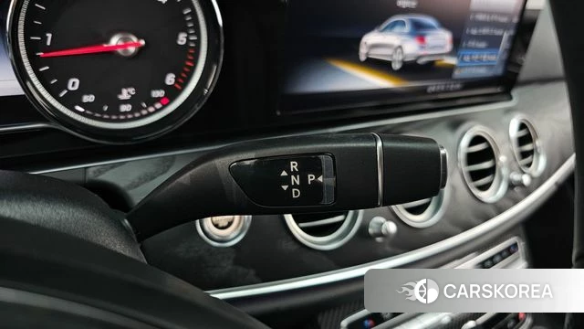 Mercedes-Benz E-Class W213 id 3912026 из Кореи 18