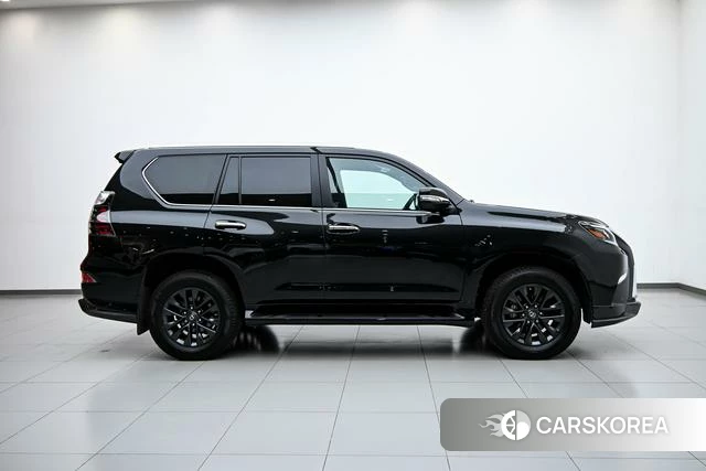 Lexus GX id 4272980 из Китая 18