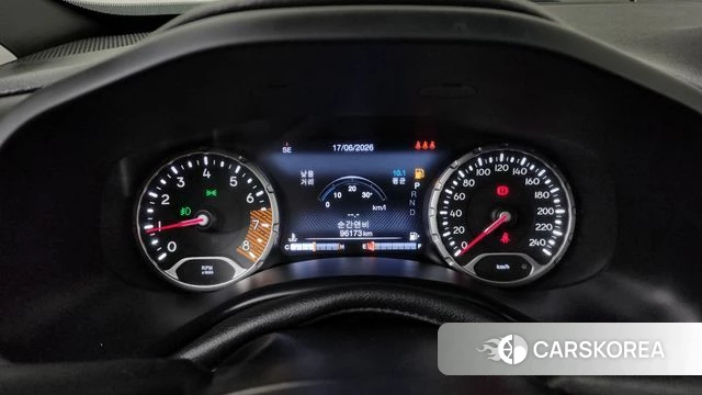 Jeep Renegade id 4470495 из Кореи 29