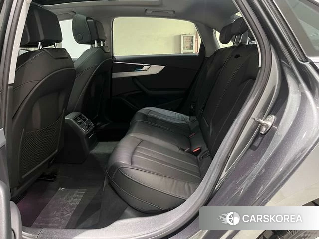 Audi A4L id 4263433 из Китая 14