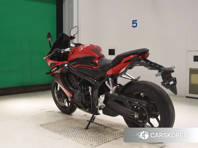 Проданный Honda CBR650R id 4347854 из Японии, фото 8
