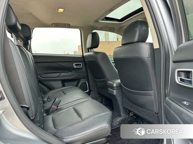 Mitsubishi  Outlander id 3857944 из Китая 12