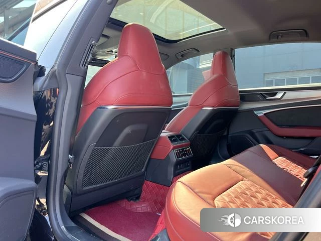Audi A7L id 4274350 из Китая 9