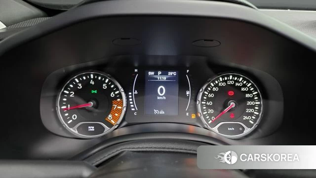 Jeep Renegade id 4763309 из Кореи 18