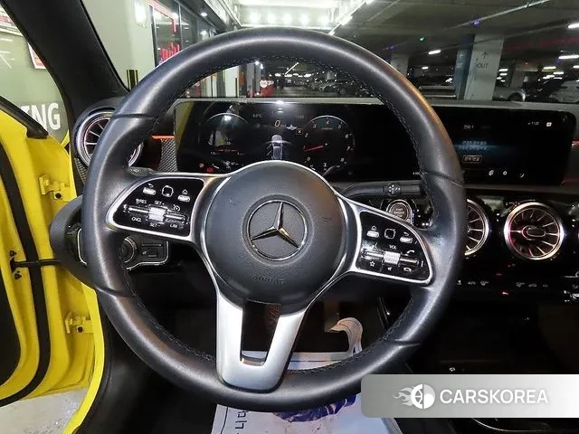 Mercedes-Benz A-Class W177 id 3655381 из Кореи 18