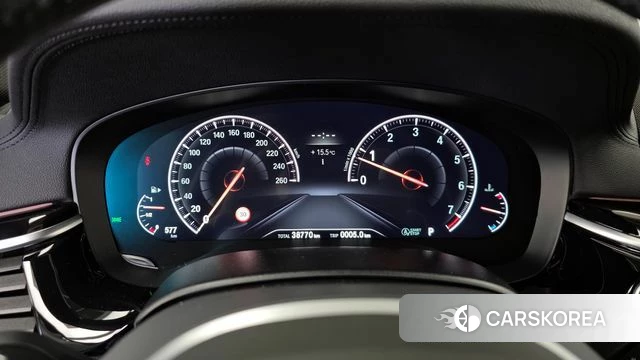 BMW 5 Series (G30) id 3844848 из Кореи 18