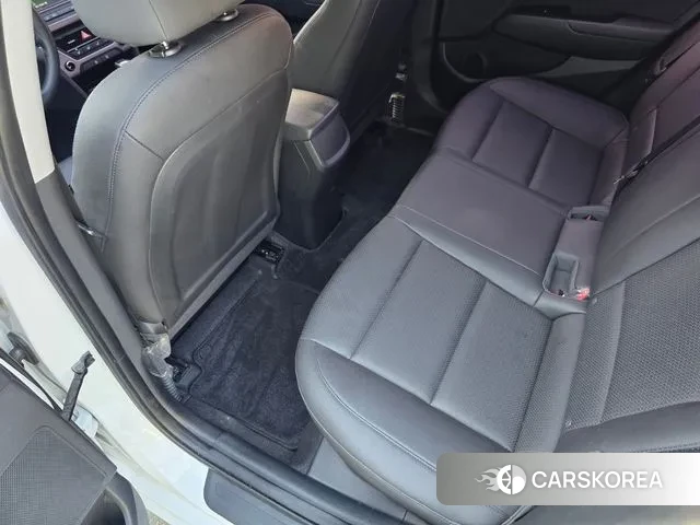 Hyundai Avante AD id 2973998 из Кореи 18