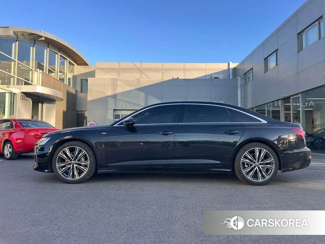 Audi A6L id 4297425 из Китая 8