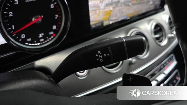 Mercedes-Benz E-Class W213 id 3853720 из Кореи 18