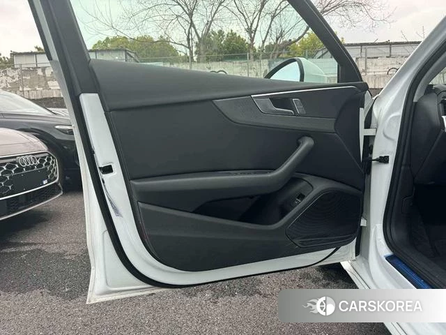 Audi A4L id 4236521 из Китая 26
