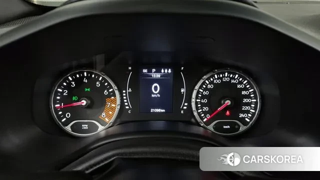 Jeep Renegade id 2979379 из Кореи 18