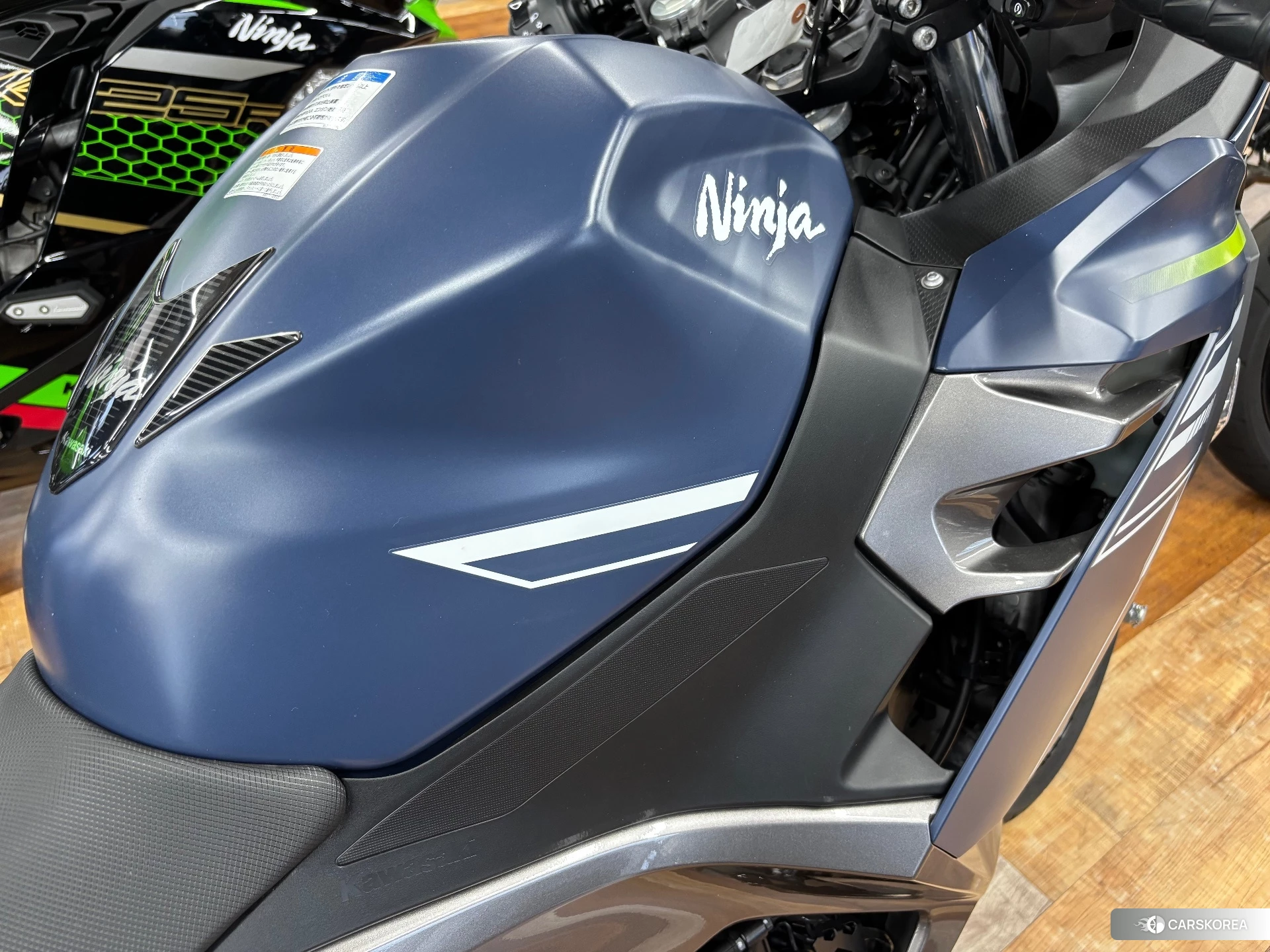 Kawasaki Ninja 400-2 id 3950320 из Японии 9