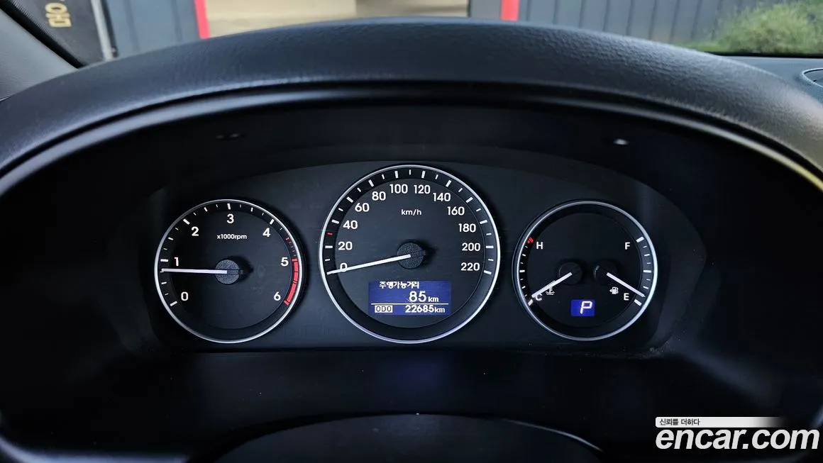 Hyundai The New Grand Starex id 1935637 из Кореи 18