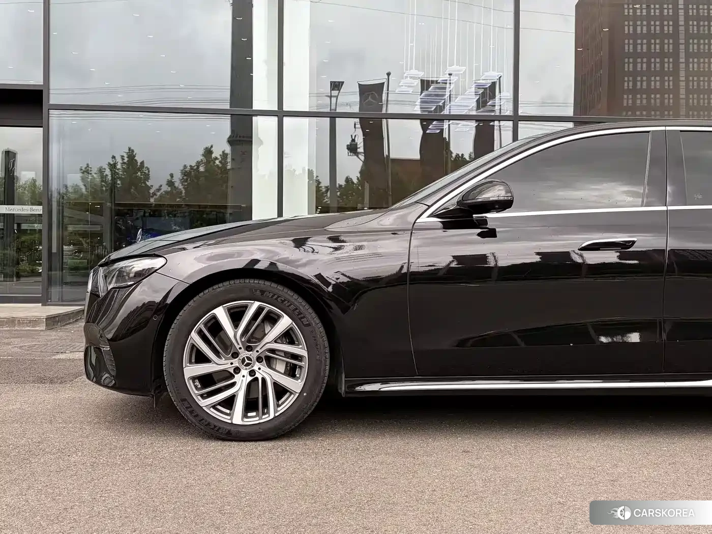 Mercedes-Benz E-Class id 4681128 из Китая 13