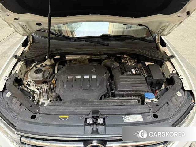 Volkswagen Tiguan L id 4277854 из Китая 13