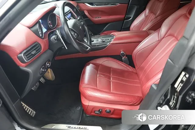 Maserati Levante id 2977086 из Кореи 17