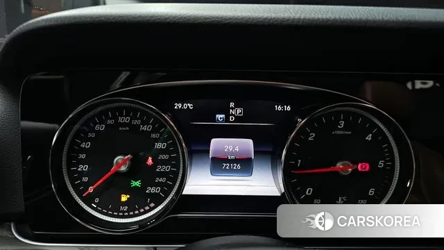 Mercedes-Benz E-Class W213 id 3000561 из Кореи 18