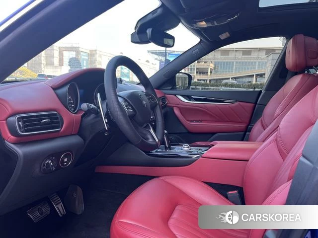 Maserati Levante id 4212727 из Китая 8