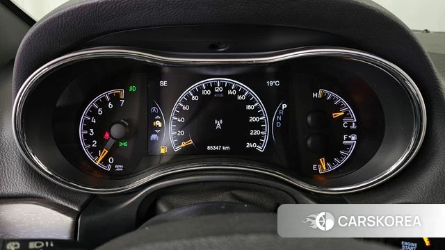 Jeep Grand Cherokee id 4286062 из Кореи 33