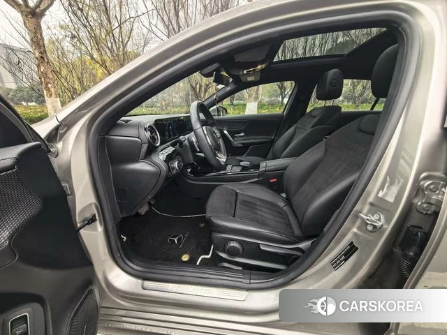 Mercedes-Benz Class A id 4209654 из Китая 8