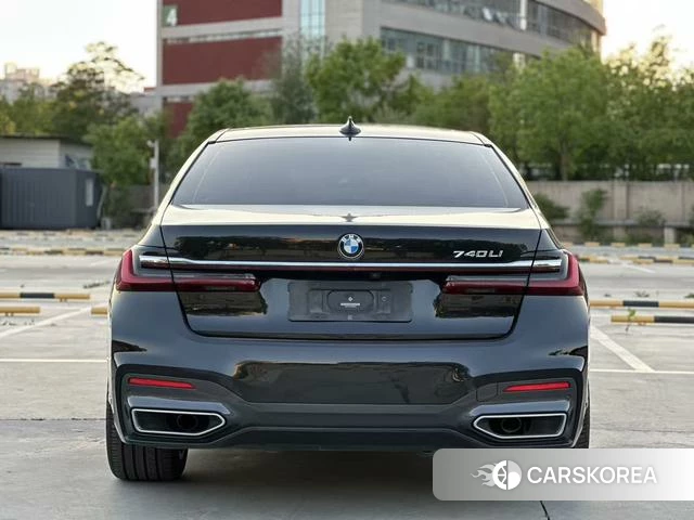 BMW 7 series id 4299783 из Китая 10