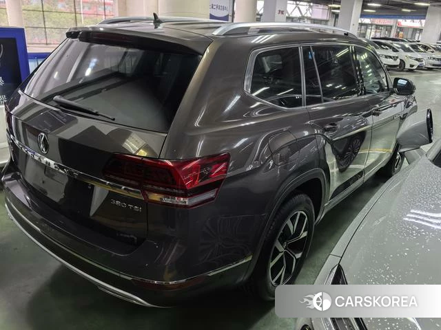 Volkswagen Tourang id 4242515 из Китая 8