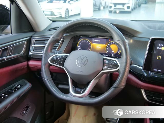 Volkswagen Tourang id 4220629 из Китая 17
