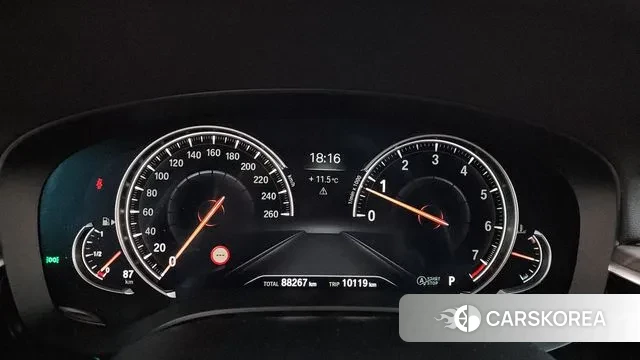 BMW 5 Series (G30) id 3369014 из Кореи 18