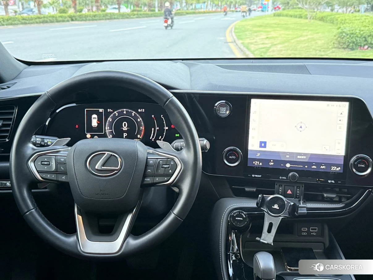 Lexus NX id 4421141 из Китая 12