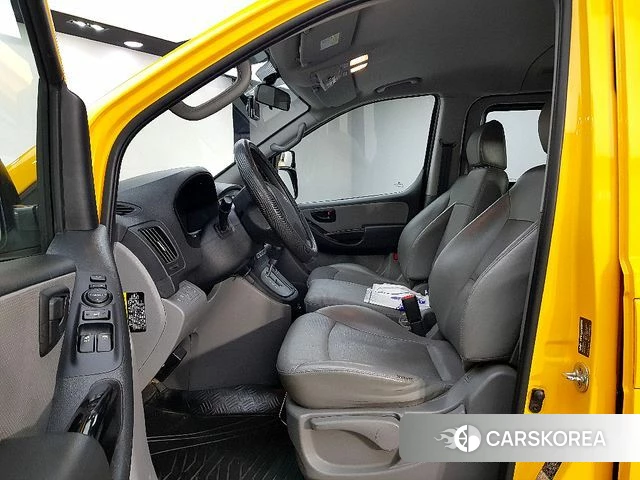 Hyundai The New Grand Starex id 4196931 из Кореи 18