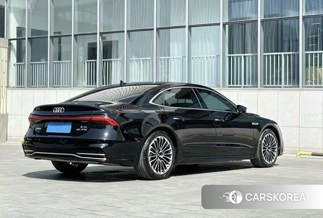 Audi A7L id 4298331 из Китая 13