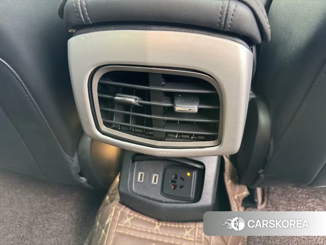 Lincoln MKZ id 4213043 из Китая 19