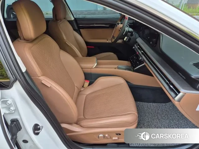 Hyundai Grandeur Hybrid (GN7) id 3011519 из Кореи 18