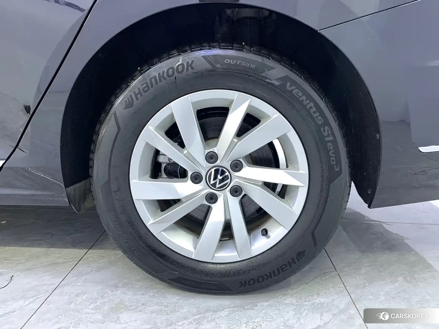 Volkswagen Passat id 4599691 из Китая 18