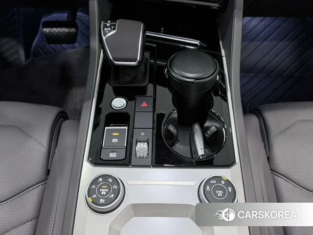 Volkswagen Touareg id 4209955 из Китая 22