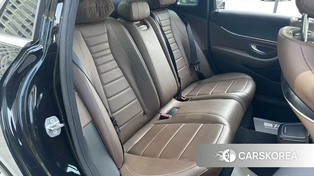 Mercedes-Benz E-class id 4261260 из Китая 19