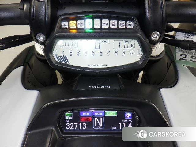 Ducati DIAVEL CARBON id 4229278 из Японии 32
