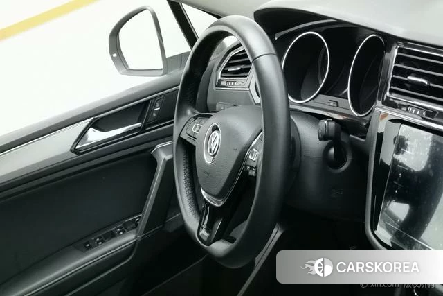Volkswagen Tiguan L id 4210203 из Китая 22