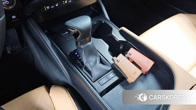 Lexus ES300h 7th generation id 4665743 из Кореи 29