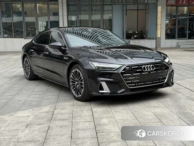 Audi A7L id 4216279 из Китая 10