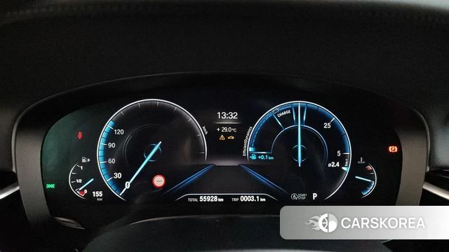 BMW 5 Series (G30) id 4595693 из Кореи 29