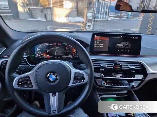 BMW 5 Series (G30) id 3701843 из Кореи 8