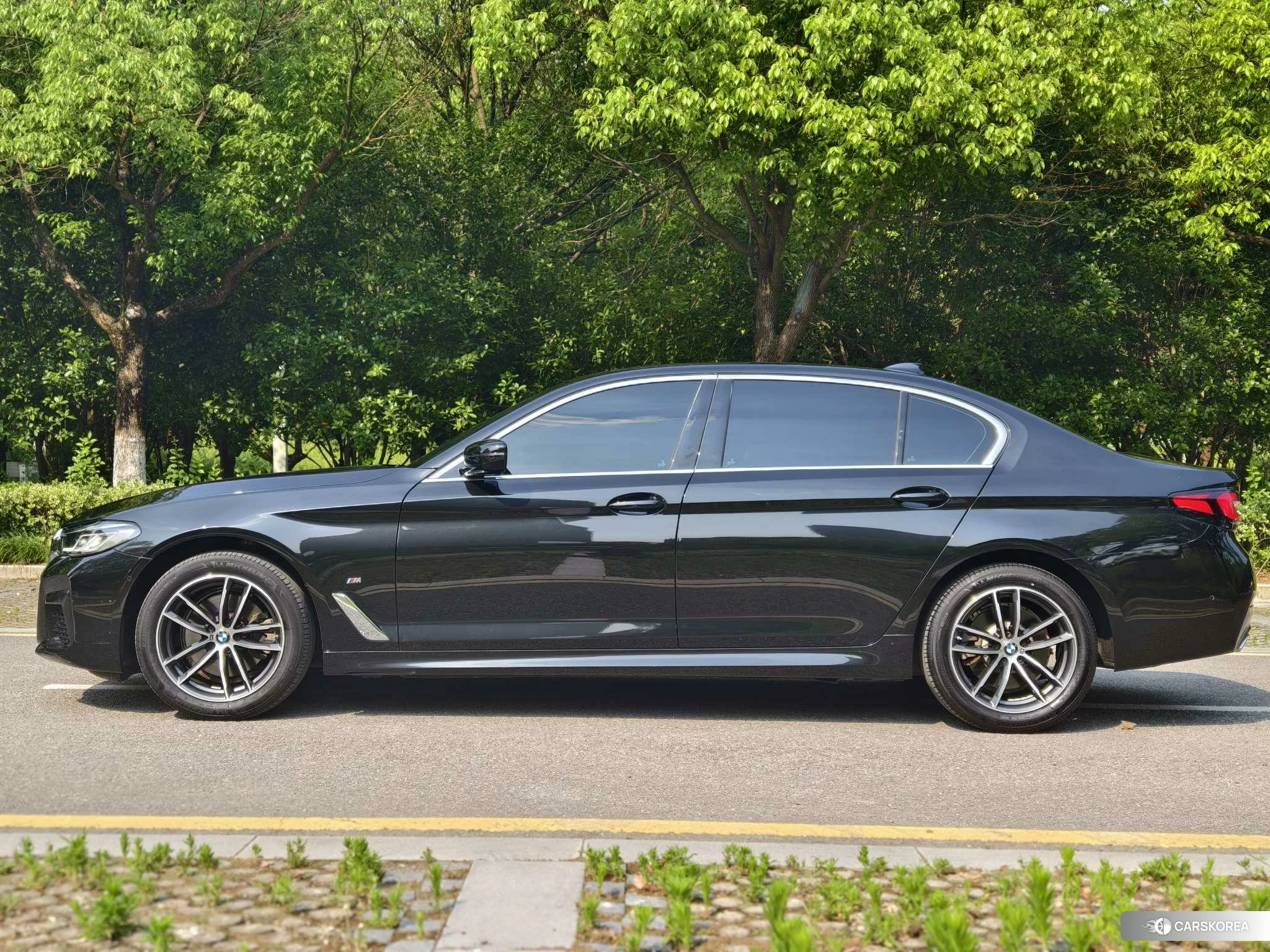 BMW 5 series id 4467817 из Китая 13