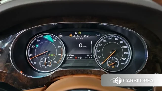 Bentley Bentayga id 2903085 из Кореи 17