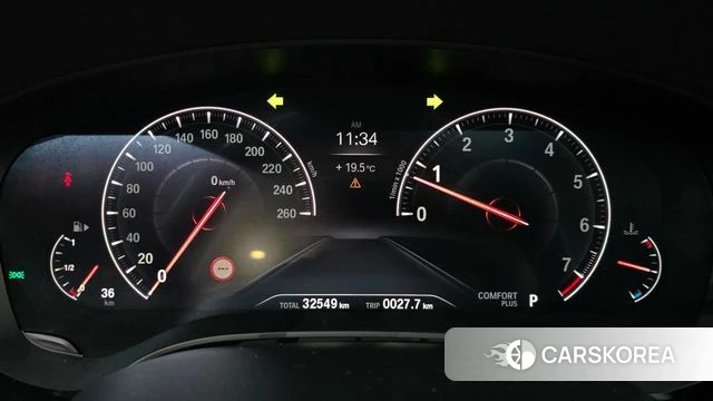 BMW 5 Series (G30) id 3966093 из Кореи 18