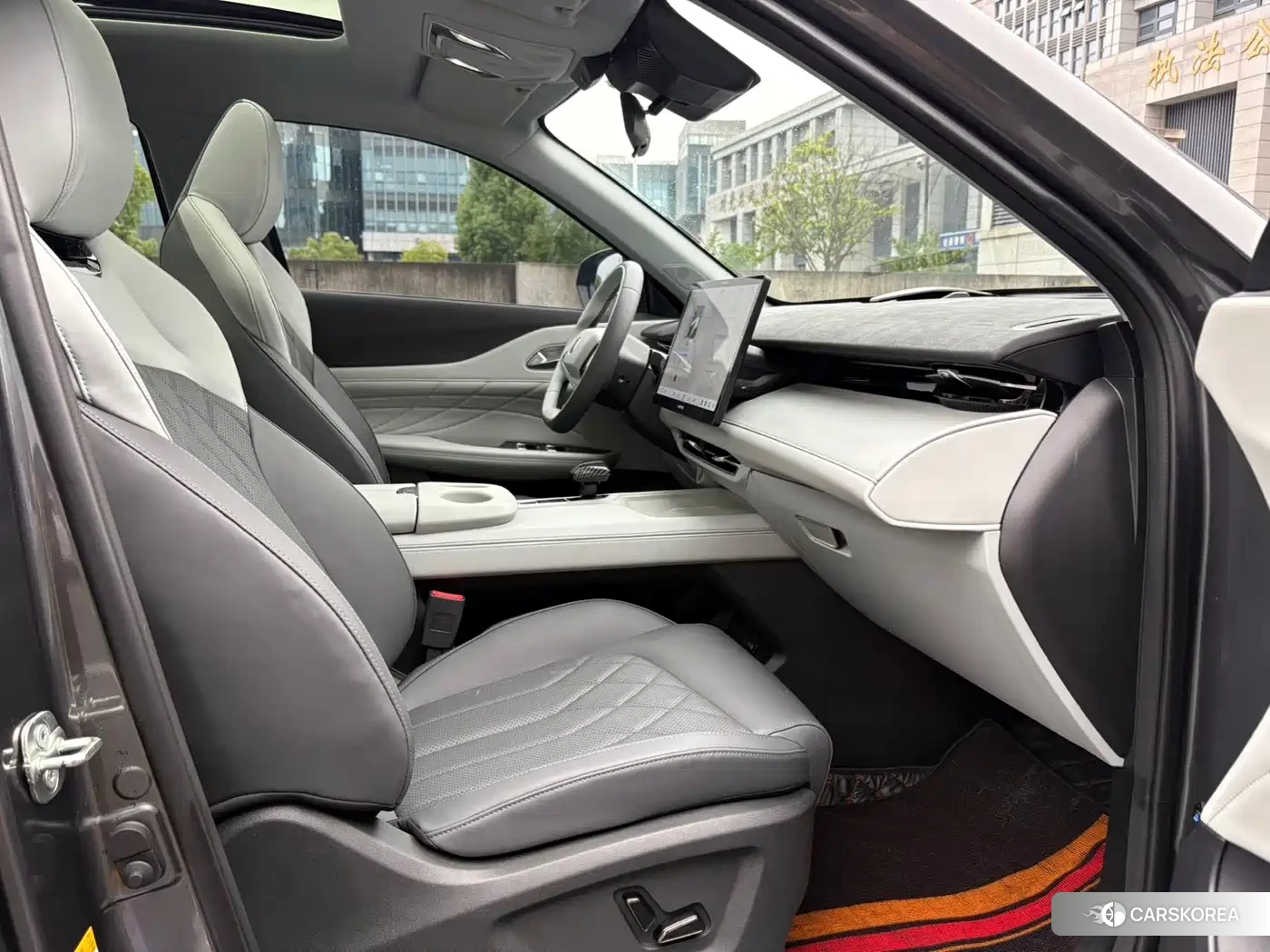 Chang'an Changan UNI-Z New Energy id 4546000 из Китая 13