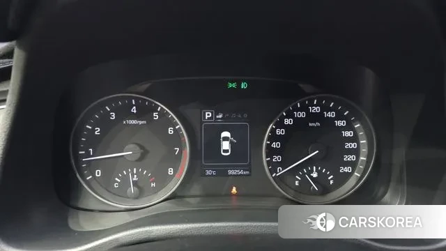 Hyundai Avante AD id 2981776 из Кореи 18