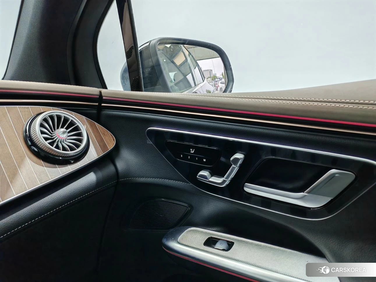 Mercedes-Benz EQE SUV id 4452903 из Китая 20